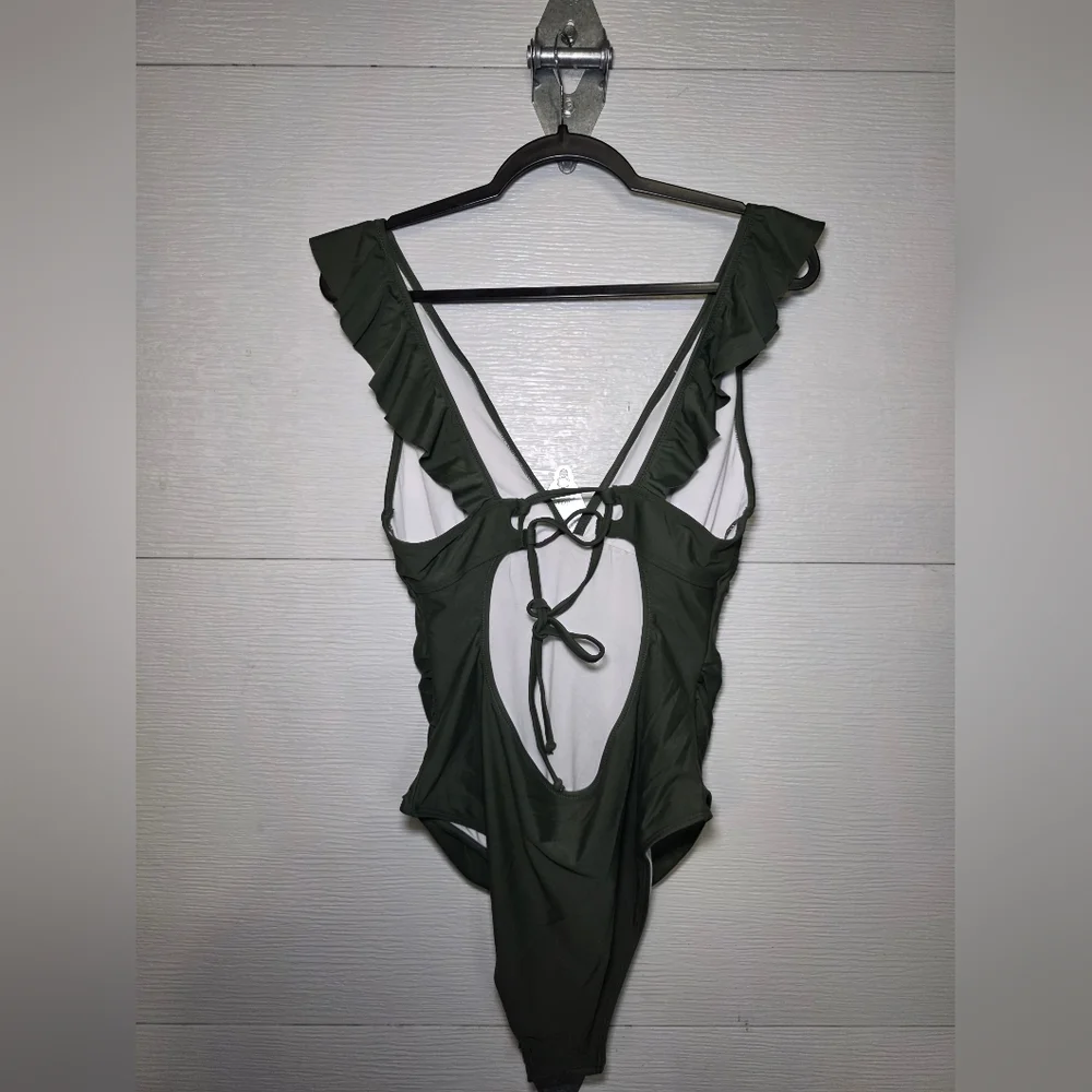Cupshe Olive Green Ruffled V-Neck One-Piece Swimsuit